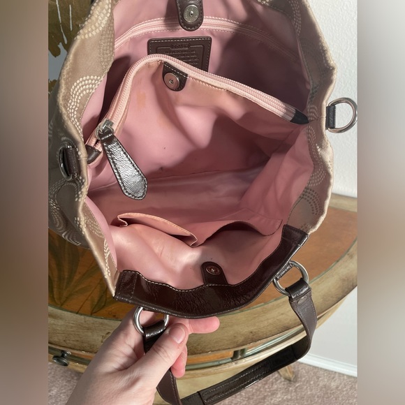 Coach Signature C Brown and Cream shoulder bag - Picture 17 of 17